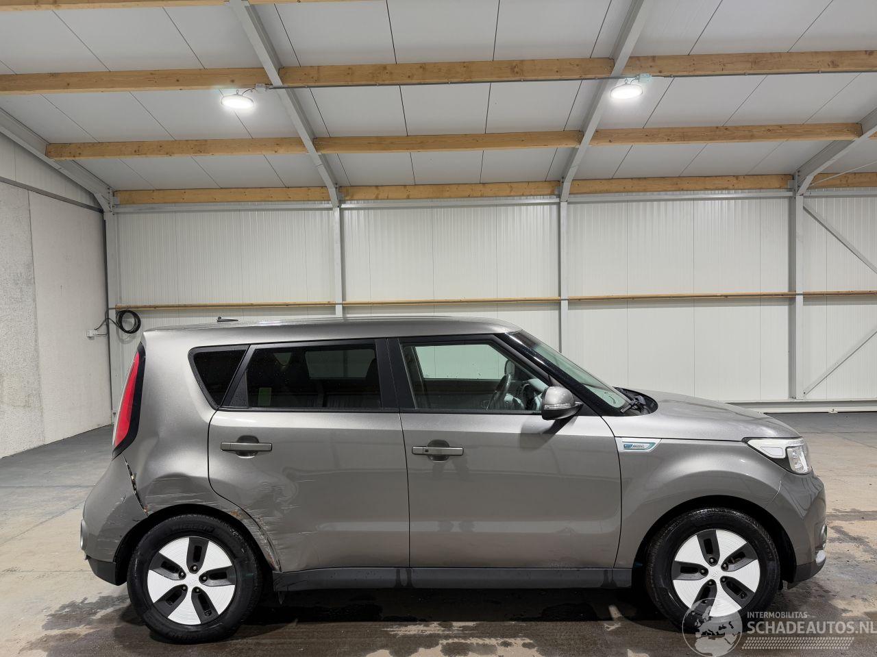 Kia Soul EV 27kWh 81kW ExecutiveLine DAB Stoel/Stuurverwarming
