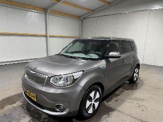 Kia Soul EV 27kWh 81kW ExecutiveLine DAB Stoel/Stuurverwarming picture 10