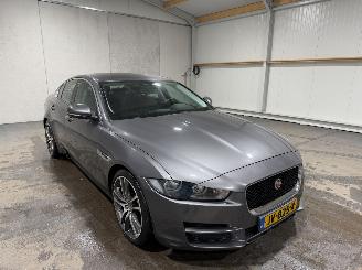 Jaguar XE 2.0D 120kW Automaat Clima Navi Pure picture 3