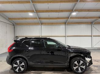 Vaurioauto  passenger cars Volvo XC40 70kWh  170kW Automaat Plus 2022/7