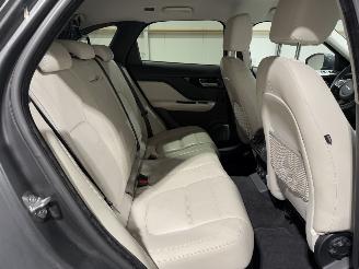 Jaguar F-Pace 2.0 132kW Portforlio Automaat AWD 20D picture 27