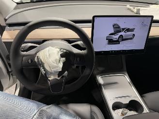 Tesla Model Y 175kW RWD 58kWh picture 26