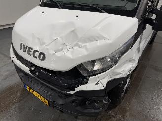 Iveco Daily 35C 2.3d 100kW Clima DUBBELLUCHT picture 21