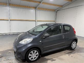 Peugeot 107 1.0 -12V 50kW XR picture 9