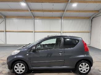 Peugeot 107 1.0 -12V 50kW XR picture 8