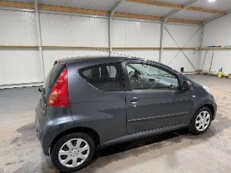 Peugeot 107 1.0 -12V 50kW XR picture 5