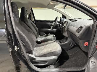 Peugeot 108 1.0e-VTi 53kW Active picture 30