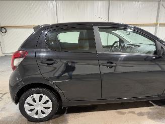 Peugeot 108 1.0e-VTi 53kW Active picture 14