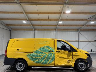 danneggiata veicoli commerciali Mercedes eVito 66kWh 85kW Automaat Camera 2023/3