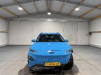Hyundai Kona 64kWh EV 150kW Premium picture 4
