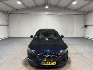 Opel Insignia 1.6CDTI 100kW Automaat Business Executive picture 4