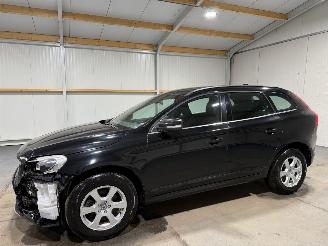Volvo Xc-60 2.0 D4 133kW FWD SUMMUM Clima picture 9