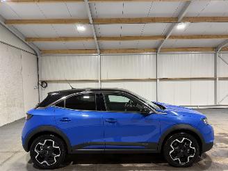 damaged passenger cars Opel Mokka-E 50kWh 100kW Stoelverwarming Navigatie 2023/5