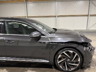 Volkswagen Arteon 2.0TSI 140kW Automaat R-Line Pano Business+ Shooting Brake picture 15