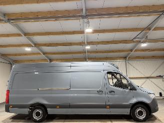 damaged commercial vehicles Mercedes Sprinter 316CDI  120kW Friso  L3H2 Vleeshang railsysteem 2020/11