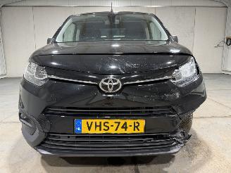 Toyota Proace CITY 1.5D-4D 73kW Navigator Long picture 23