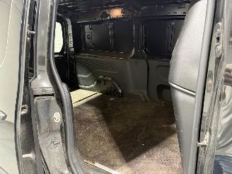 Toyota Proace CITY 1.5D-4D 73kW Navigator Long picture 39
