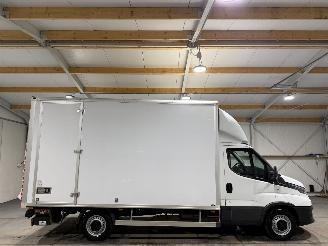 krockskadad bil bedrijf Iveco Daily 2.3 35S16 115kW Automaat Airco Bakwagen 2021/7