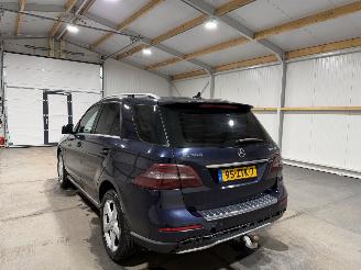 Mercedes M-klasse 350BlueTec 190kW Automaat Luchtvering picture 12