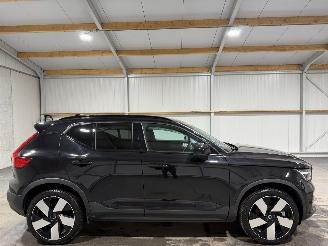 damaged passenger cars Volvo XC40 69kWh Single Motor 175kW Automaat Core 2024/3