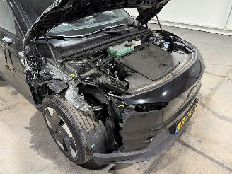 Volvo EX30 Extended Range Plus 69kWh Single Motor 200kW picture 25