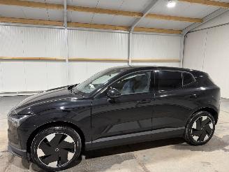 Volvo EX30 Extended Range Plus 69kWh Single Motor 200kW picture 9