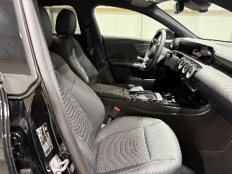 Mercedes Cla-klasse ShootingBrake 250e 120kW Automaat Star Edition Luxury Line picture 37