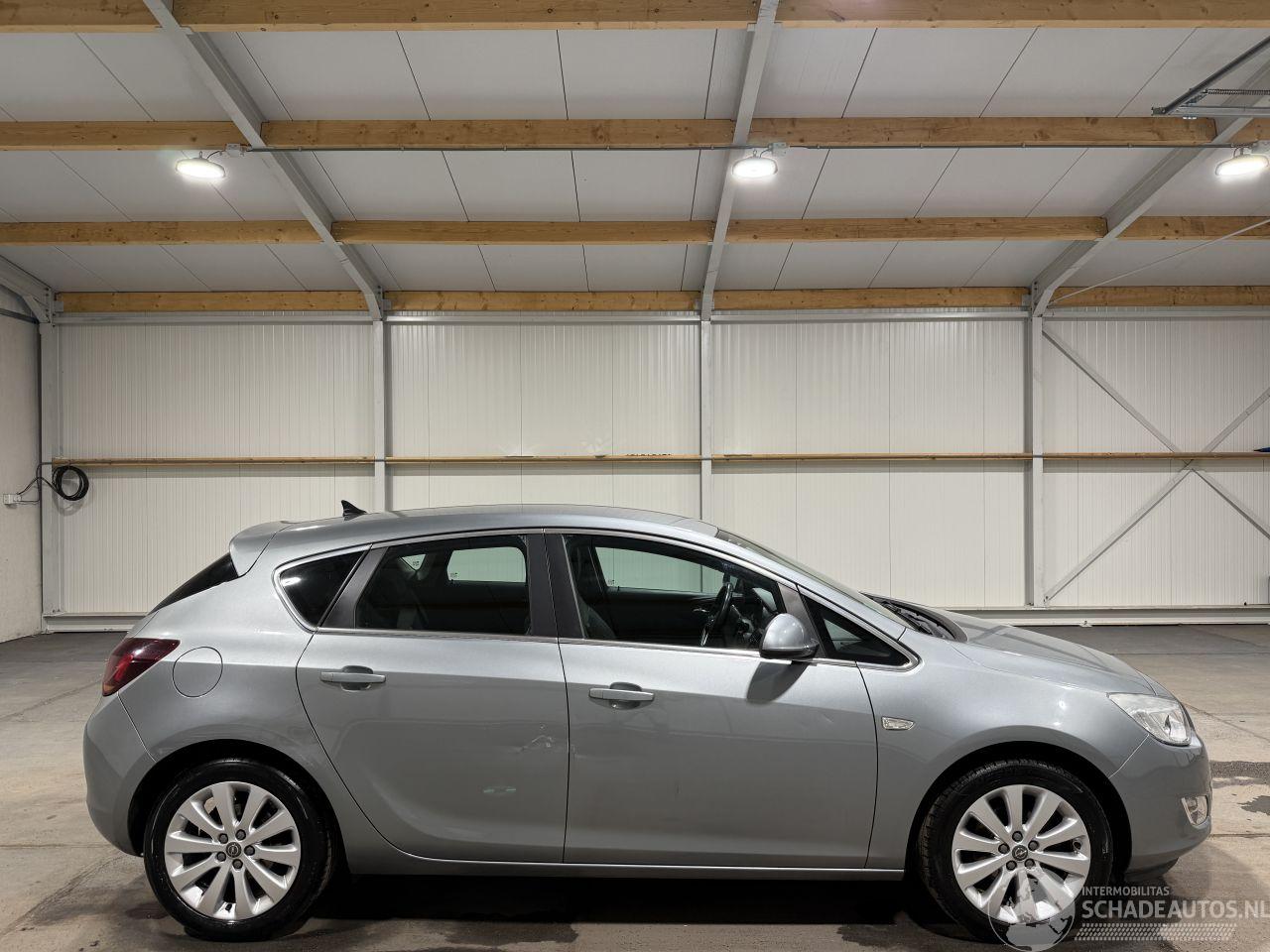 Opel Astra 1.4Turbo 88kW Airco Cosmo