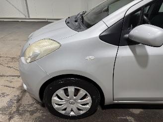 Toyota Yaris 1.3VVTi 64kW Sol picture 15