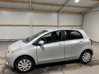 Toyota Yaris 1.3VVTi 64kW Sol picture 9