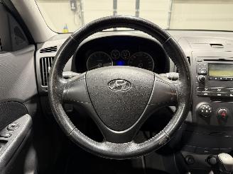 Hyundai I-30 1.6 85kW Airco picture 14