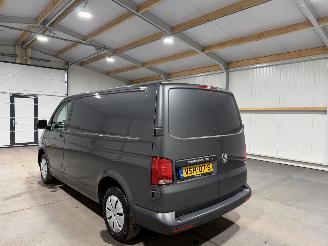 Volkswagen Transporter 2.0TDI 66kW L1H1 picture 12