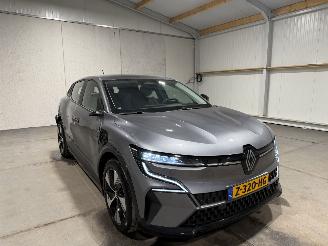 Renault Mégane 60kWh E-TECH EV60 Optimum Charge Business ed Evolution picture 3