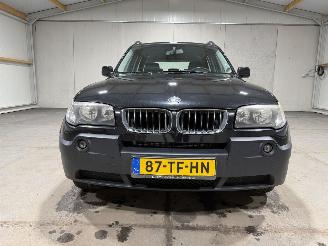 BMW X3 2.0i 110kW X-Drive Business Line picture 16