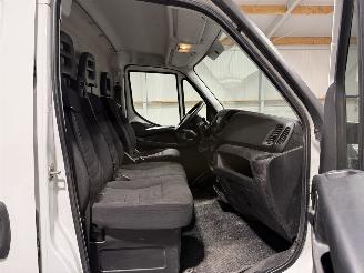 Iveco Daily 2.3D 93kW Airco Navi H1 300 picture 22