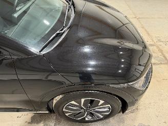 Kia EV6 77.4 kWh Plus 168kW picture 16
