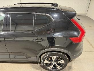 Volvo XC40 78kWh Recharge 300kW AWD R-Design picture 19