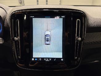 Volvo XC40 78kWh Recharge 300kW AWD R-Design picture 34