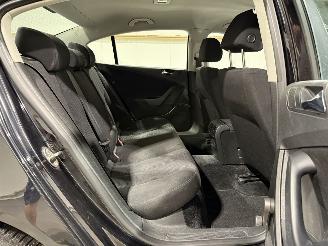 Volkswagen Passat 2.0TDI 103kW Automaat Trendline picture 20