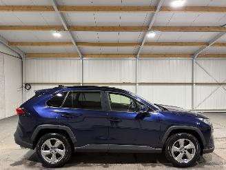 Damaged car Toyota Rav-4 2.0VVT-iE 129kW Automaat Dynamic 2019/11