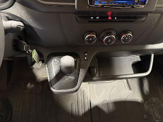 Renault Master T35 2.3dCi 110kW Automaat Bakwagen picture 17