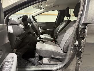 Dacia Jogger 1.6Hybrid 69kW Automaat Extreme 7Persoons picture 35