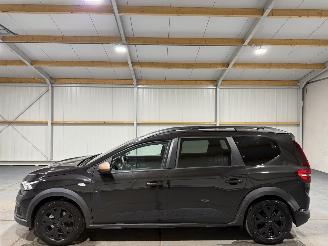 Dacia Jogger 1.6Hybrid 69kW Automaat Extreme 7Persoons picture 8