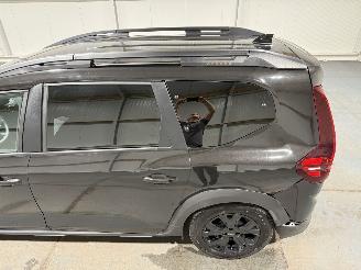 Dacia Jogger 1.6Hybrid 69kW Automaat Extreme 7Persoons picture 18