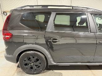 Dacia Jogger 1.6Hybrid 69kW Automaat Extreme 7Persoons picture 14