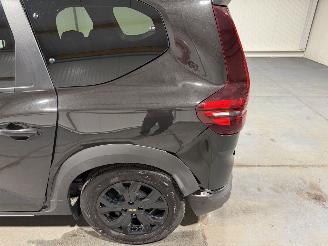 Dacia Jogger 1.6Hybrid 69kW Automaat Extreme 7Persoons picture 16