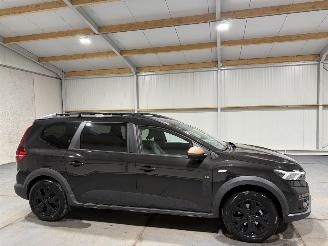 Dacia Jogger 1.6Hybrid 69kW Automaat Extreme 7Persoons picture 2