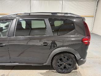 Dacia Jogger 1.6Hybrid 69kW Automaat Extreme 7Persoons picture 13
