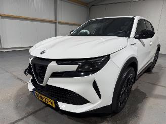Alfa Romeo Junior 54kWh Elettrica  Speciale  115kW picture 25
