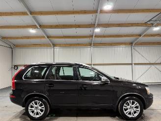 Vaurioauto  passenger cars Volvo Xc-90 2.4D5 147kW Automaat Schuifkantel Edition 7Persoons 2012/7